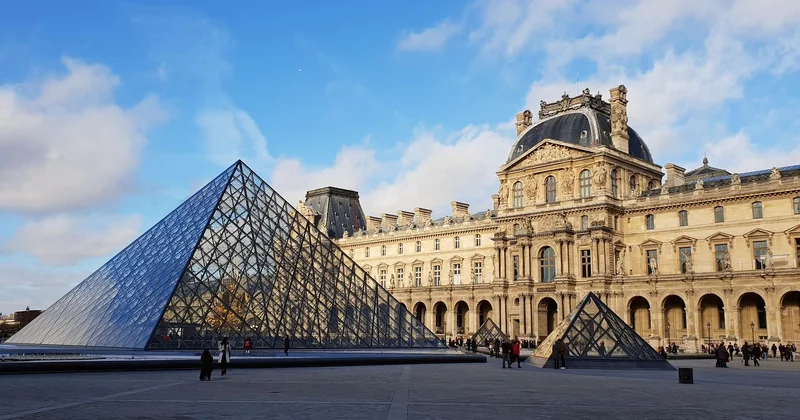 Palais et musées : comment les faire sans crise de nerfs